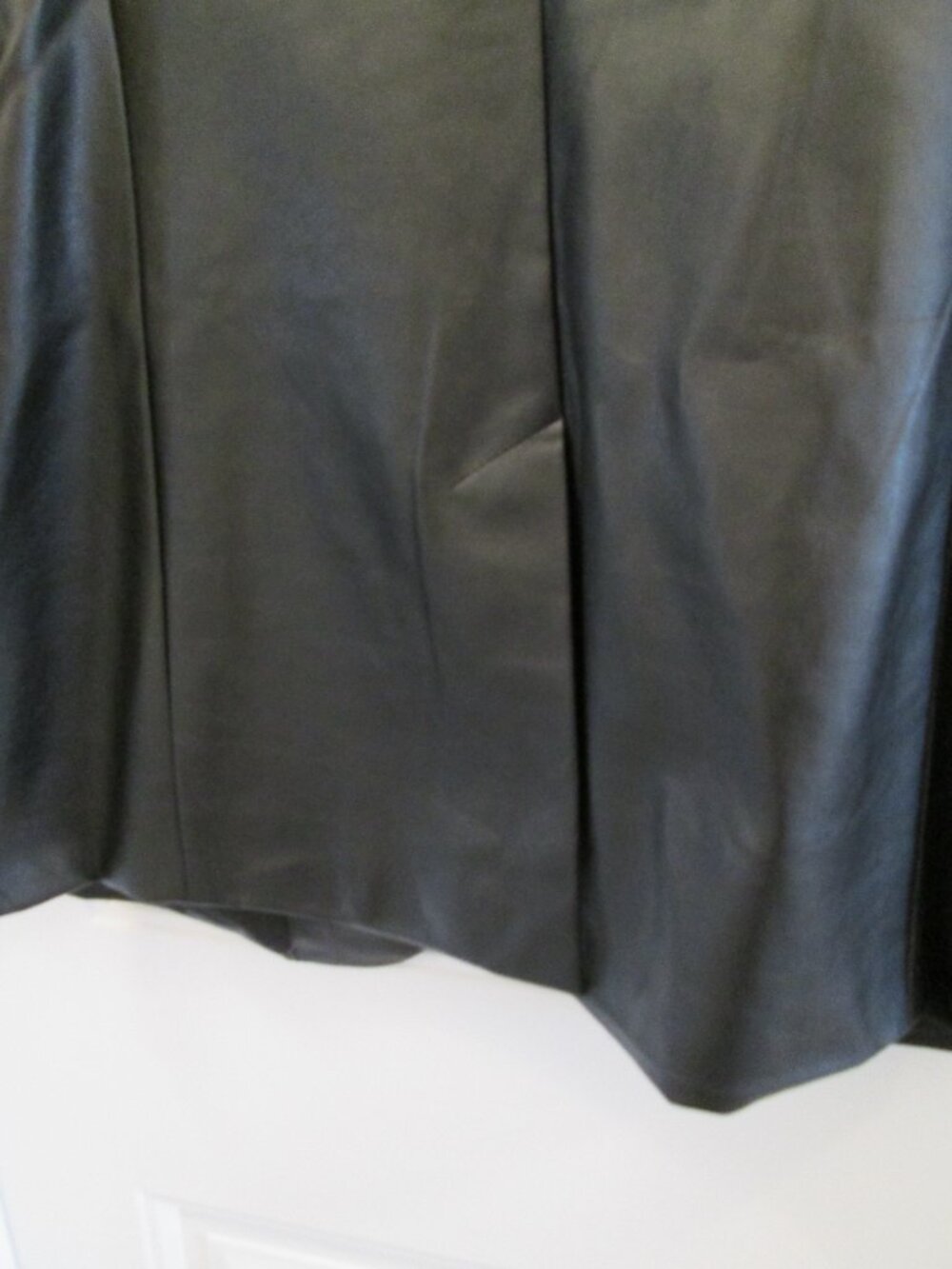 Gabrielle Union Faux Leather Blazer Black Sz L NWT - Picture 5 of 8